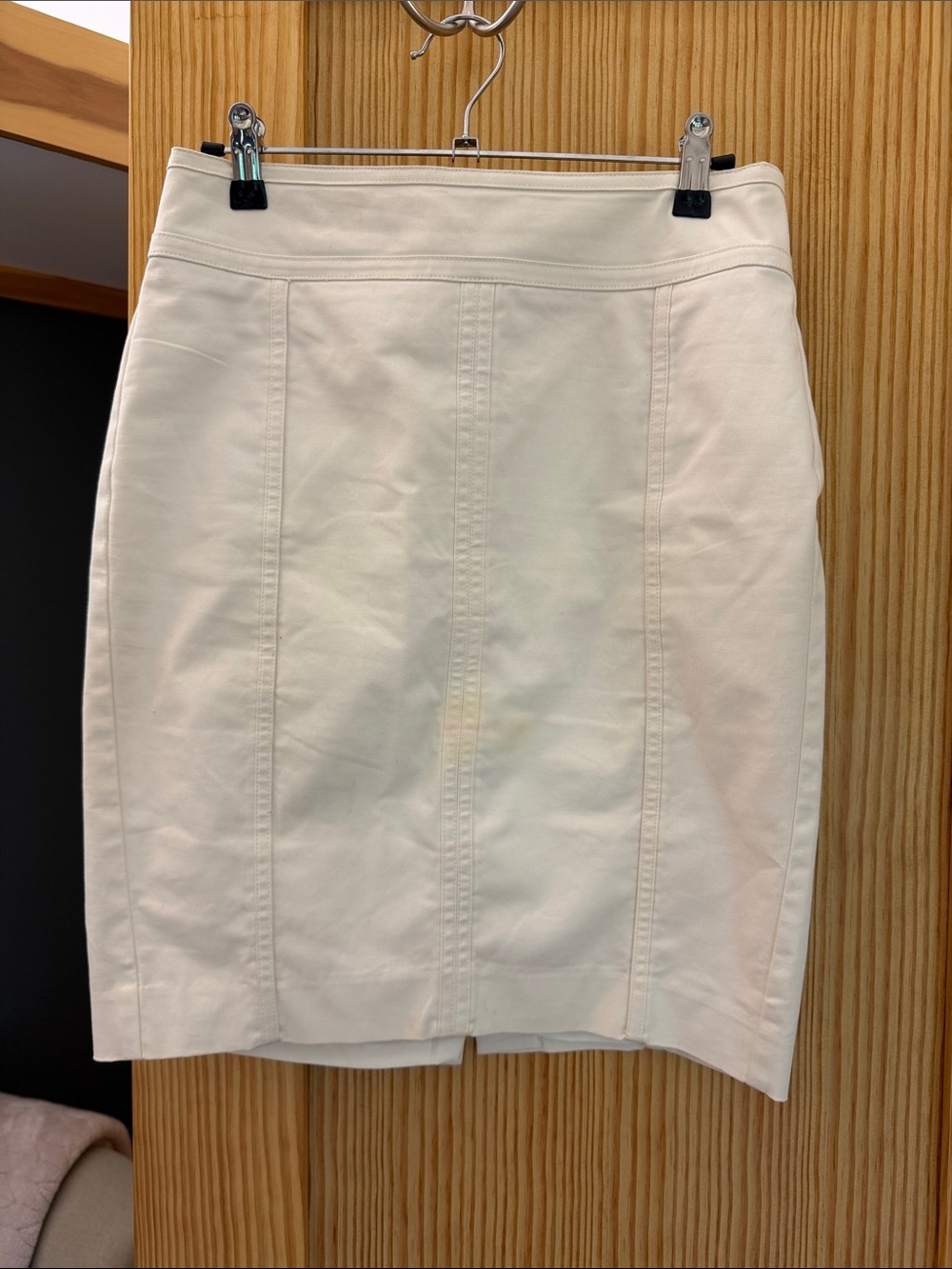 Ann Taylor Astor Classic Cream Pencil Skirt - Women's